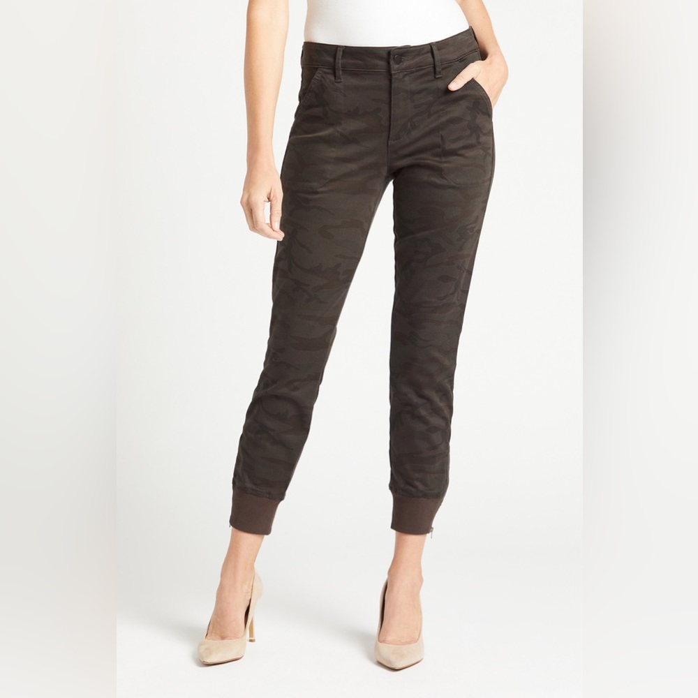 LEVEL 99 JULIA JOGGER CAMO SIZE 27